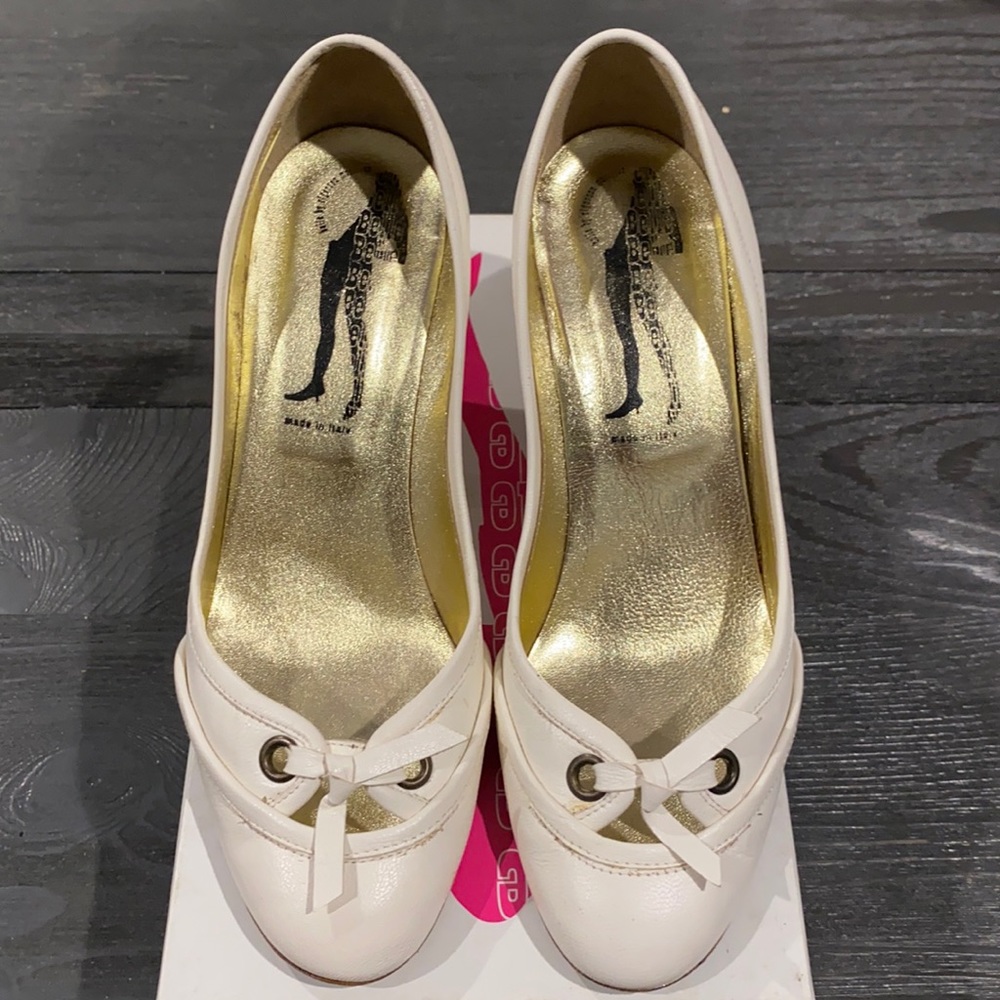 Belle Sigerson Morrison size 7.5 pumps